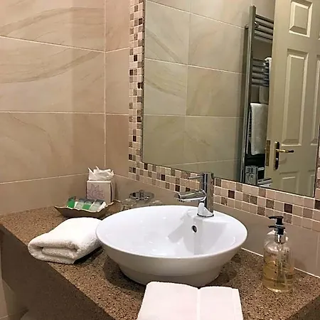 St Kyrans 5*