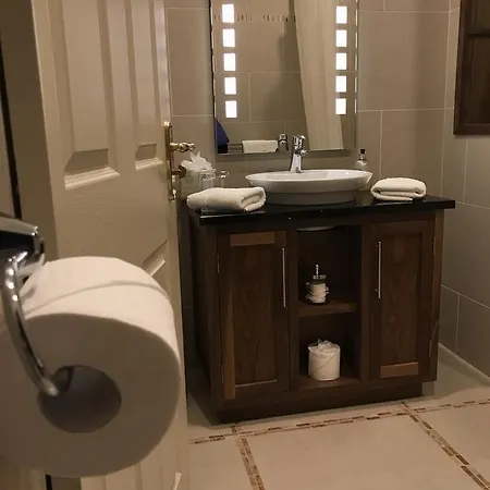 St Kyrans