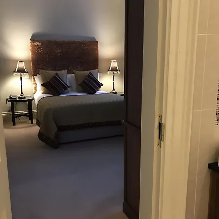 St Kyrans Hotell 5*