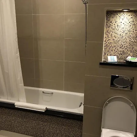 St Kyrans فندق 5*